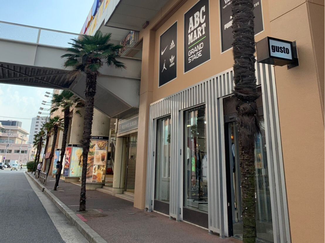 gustoNIIGATA、グスト新潟店、万代シティBP2外観2