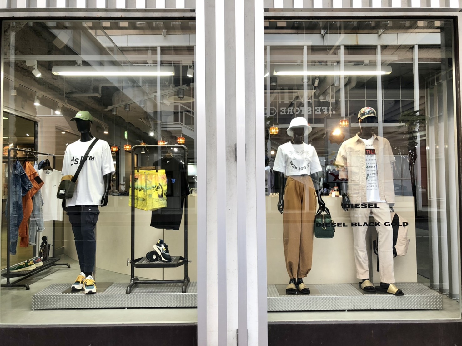 gustoNIIGATA、グスト新潟店店内1